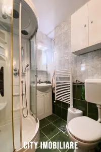 Apartament 3 camere, decomandate, S 100 mp, garaj, str. Hajdeu. - foto 19