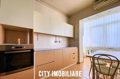Apartament 3 camere, decomandate, S 100 mp, garaj, str. Hajdeu. - foto 7