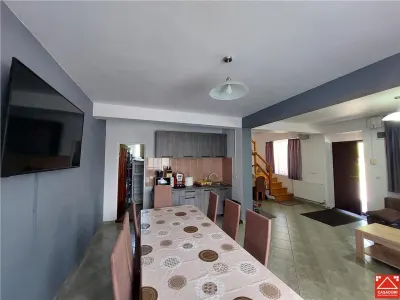 OPORTUNITATE!!! Casa la munte, zona Remeti, drumul Apusenilor! 2 case disponibile!!! - foto 11