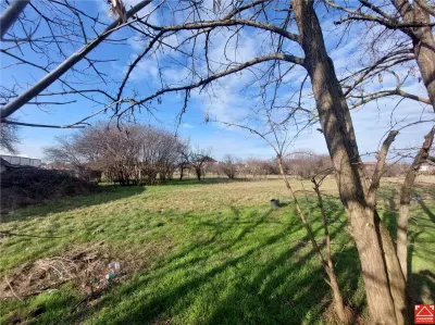 Teren pentru dezvoltare rezidentiala sau pentru spatiu comercial in Gai - foto 2