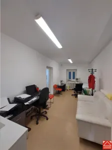 Spatiu comercial in zona Spitalului Municipal - foto 10