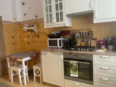 Unirii, Mitropolie, Casa Poporului - foto 22