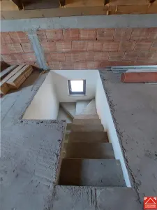 PRET REDUS!!! Casa parter cu pod mansardabil in Livada - foto 14