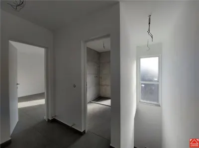 Casa noua cu piscina in Fantanele - foto 12
