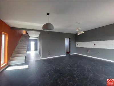 Casa noua, la cheie, in Vladimirescu! - foto 4
