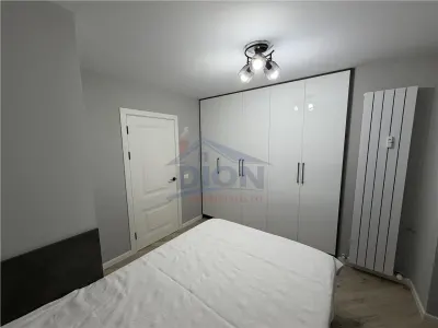 Decebal - Th. Sperantia , 2 camere, 48mp, balcon, boxa, amenajat, mobilat si utilat - foto 11