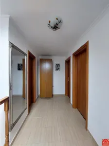 Casa mare pentru 2 familii sau pentru afacere - foto 20