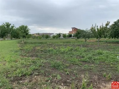 OCAZIE!!! Teren 4580 mp cu casa la centura Gai, la doar 37 EUR/mp!!! - foto 4