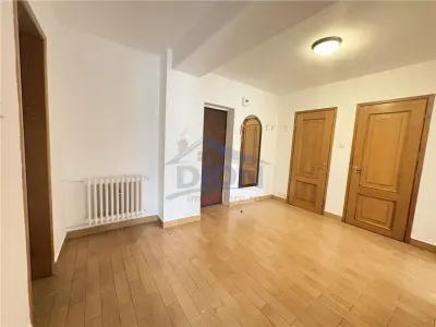 Splaiul Unirii vedere cheiul Dambovitei, 73 mp, nemobilat, pretabil firma - foto 9