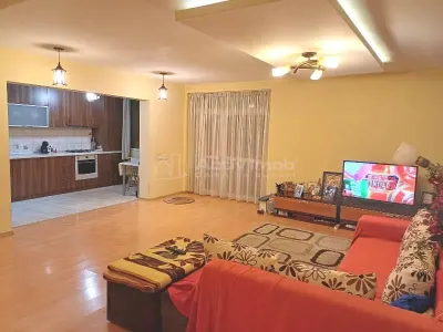 Vanzare Casa  - Vila - Prelungirea Ghencea - Margelelor - teren 300mp -  mobilat - utilat - 225000E- Comision 0! - foto 9