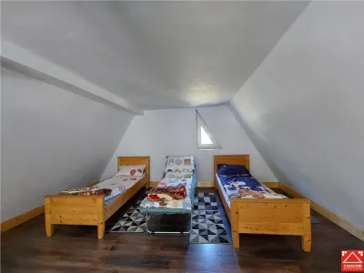Oportunitate de investitie! Casa la munte, Remeti, Valea Iadului! 2 case disponbile!!! - foto 11