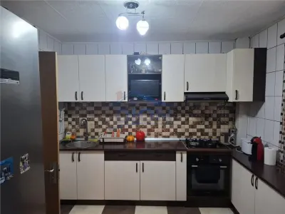 Decebal Turquoise  -  apartament 2 camere deosebit, cu parcare - foto 3