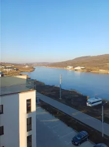 Apartament cu 2 cam si terasa, vedere catre lac - foto 5