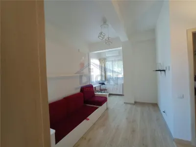 Garsoniera cocheta si luminoasa strada Amurgului - foto 3