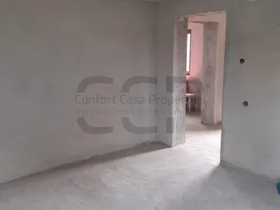 Pitesti - Bascov - 5 km oras - Casa spatioasa 4 camere, P+M, teren 635 mp - foto 5