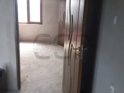 Pitesti - Bascov - 5 km oras - Casa spatioasa 4 camere, P+M, teren 635 mp - foto 10