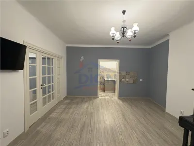 UNIVERSITATE, 3 camere, parter inalt, 61 mp, amenajat - foto 12