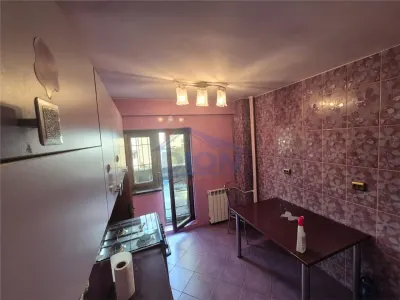 Natiunile Unite - Apartament  3 camere cu terasa , bloc 1991 - foto 9