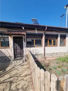 Casa-vila si teren in Nanov - foto 3