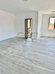 Timpuri Noi metrou, Splaiul Unirii , Vila P+2+M, NEMOBILATA, pretabila BIROURI - foto 3
