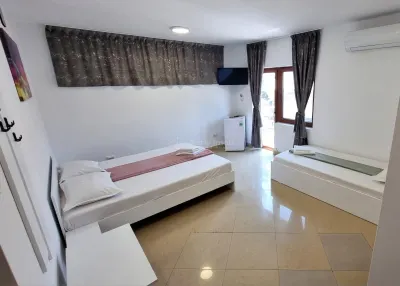 Vila 3 camere - Pensiune 9 camere-Eforie Nord - foto 21