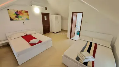 Vila 3 camere - Pensiune 9 camere-Eforie Nord - foto 9