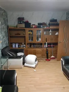 Apartament cu 3 camere-Bloc reabilitat-Teius-Stradal-Mobilat si utilat- - foto 6