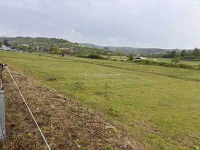 Teren intravilan 2145 mp  Hidiselul de Jos - foto 11