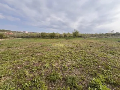 Teren pe colt Str Beldiceanu – 800 mp ideali pentru casa ta intr-o zona linistita - foto 5