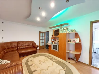 3 camere, 73 mp, etaj 3, mobilat-utilat , DOROBANTI - foto 2