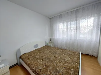 3 camere, 73 mp, etaj 3, mobilat-utilat , DOROBANTI - foto 7
