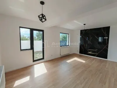 Vanzare  - Casa  Individuala  – Garaj – Prelungirea Ghencea – Margelelor – 225.000 Euro  -  COMISION 0% ! - foto 2