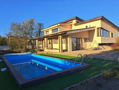 Vila cu piscina - Buftea - 8 camere - 4 bai - 620mp - 2500mp teren - foto 17
