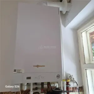 apartament 3 camere la curte, pivnita, centrala, Armeneasca- Mosilor - foto 4