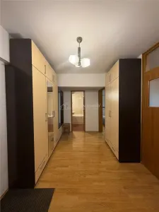 2 Camere, Brancoveanu, vis a vis de statia de metrou, Parcare - foto 10