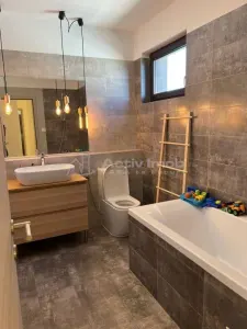 Vila moderna - Otopeni - 5 camere - 3 bai - 140mp - 270mp teren - foto 7