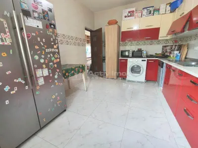 Vanzare - Casa - Vila - Prelungirea Ghencea - Margelelor - Safirului - 185000E - partial mobilata si utilata - Comision 0 ! - foto 18