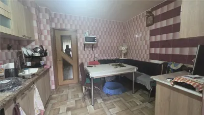 Apartament 4 decomandat, etaj 1 , CT - Pelendava - foto 3