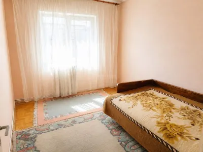 Apartament 3 Camere 2 bai etaj 4 Baia Mare Central - foto 6