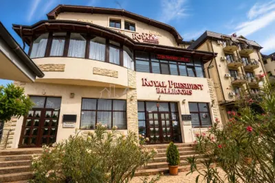 De vanzare –  Cladire comerciala - Pensiune – Restaurant – Ballroom – Rahova – Alexandriei – Leroy Merlin – 1550000E – Afacere la cheie – Comision 0 ! - foto 2
