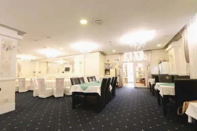De vanzare –  Cladire comerciala - Pensiune – Restaurant – Ballroom – Rahova – Alexandriei – Leroy Merlin – 1550000E – Afacere la cheie – Comision 0 ! - foto 18