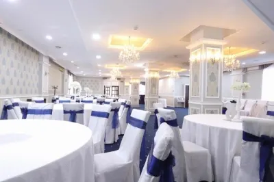 De vanzare –  Cladire comerciala - Pensiune – Restaurant – Ballroom – Rahova – Alexandriei – Leroy Merlin – 1550000E – Afacere la cheie – Comision 0 ! - foto 5