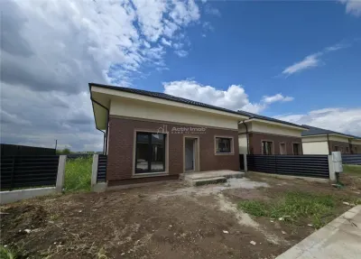 Casa individuala - Tunari - P + M - 5 camere - 2 bai - 165mp - 350mp teren - foto 16
