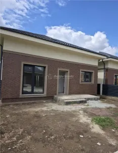 Casa individuala - Tunari - P + M - 5 camere - 2 bai - 165mp - 350mp teren - foto 17