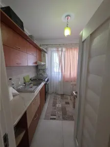 2 camere - Dobroesti - 60mp - loc parcare - etaj 1 - complet mobilat - foto 4