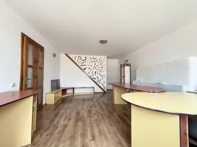 Casa spatioasa si bine compartimentata in Cantemir– locatie excelenta - foto 11