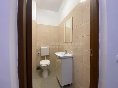 3 camere Sisesti spatios renovat - foto 12