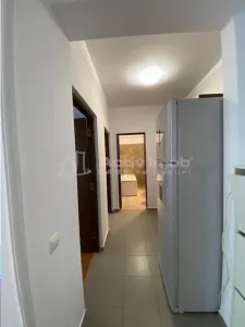 3 camere Sisesti spatios renovat - foto 4