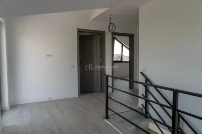 Casa individuala - 4 camere - Comuna Berceni - foto 10