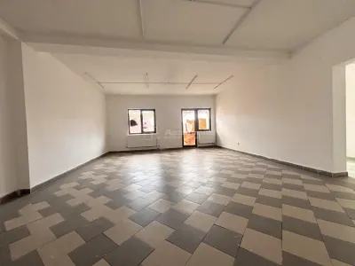 Spatiu comercial ultracentral - 250-750 mp - Vitrina la Strada Primariei - Vizibilitate excelenta - foto 11
